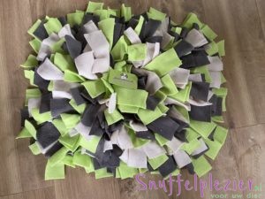 Snuffelkussen maat M, Groen, Creme, Grijs