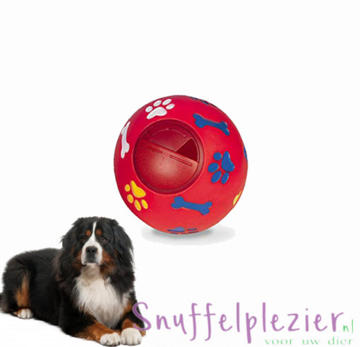 snackbal / voerbal nobby maat L rood voor grote hond